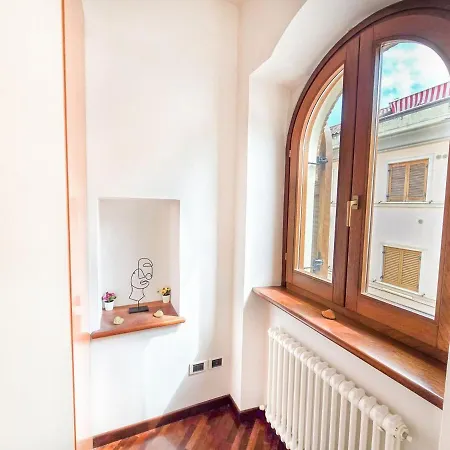 아파트 Palazzina Cieloterra In Pieno Centro *