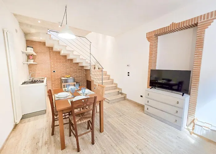 Palazzina Cieloterra In Pieno Centro