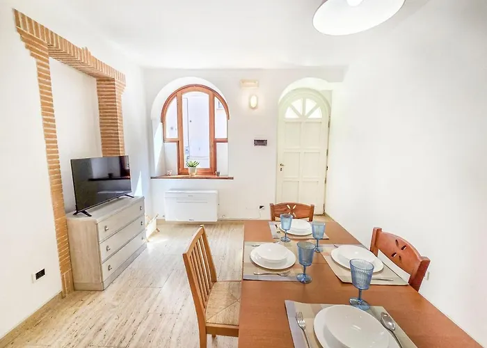 Palazzina Cieloterra In Pieno Centro *